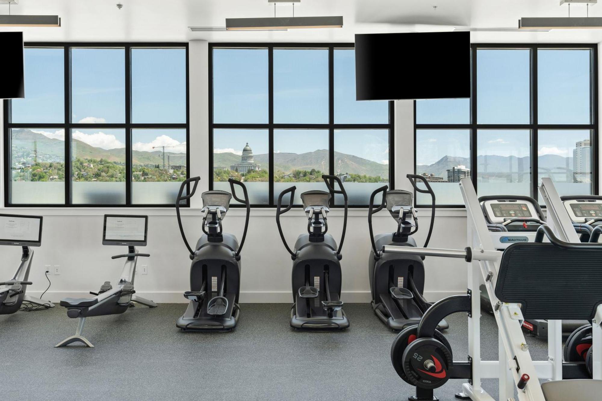 شقة Outstanding Amenities-New Complex- Downtown Luxury سالت ليك سيتي المظهر الخارجي الصورة